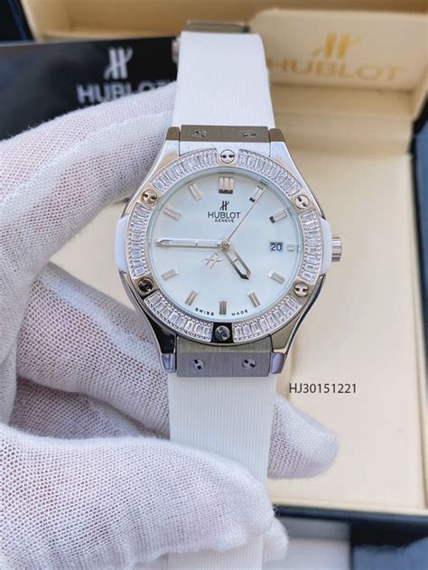 giá hublot geneve 582888